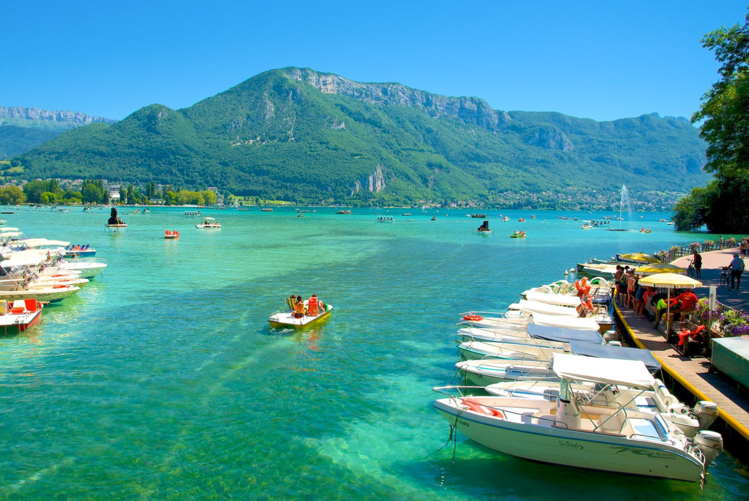 Annecy — Lac & montagne